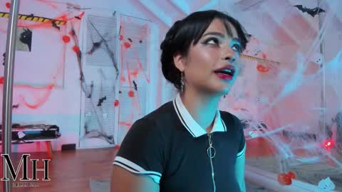 mizzhell_ online show from October 2025 03:36:01 PM