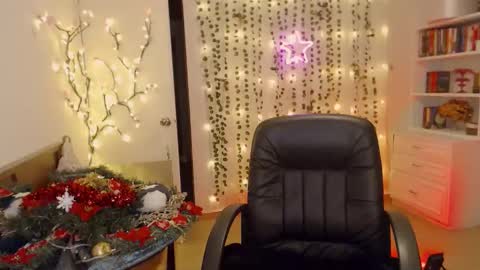 Alice online show from December 2024 03:33:02 AM