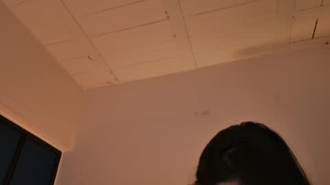 MoonLipson online show from June 2026 01:16:02 AM