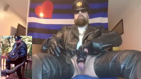SMOKINsnakeEYEZ online show from January 2025 12:17:01 AM