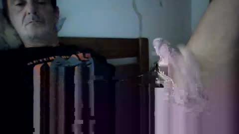 mmiltos online show from October 2025 10:40:01 PM