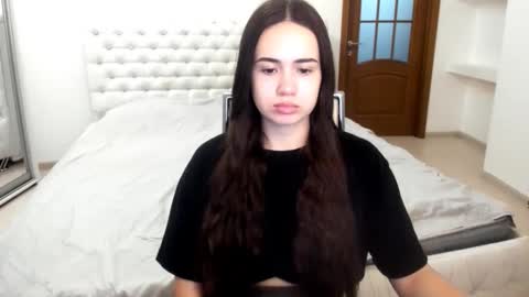 Beata online show from February 2025 05:35:01 PM