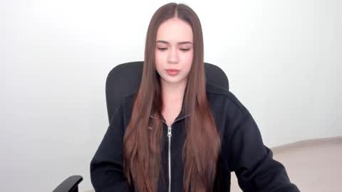 Beata online show from February 2025 02:33:01 PM