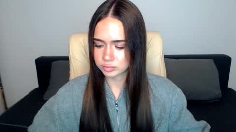 Beata online show from November 2025 05:36:02 PM