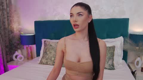 Jessie online show from April 2026 10:10:02 PM