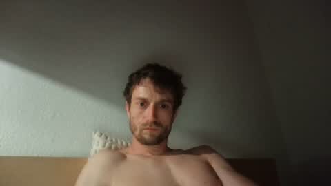 Snapshot of mmmh_333 chatting on June 2026 09:17:01 PM mmmh_333 online show from June 2026 09:17:01 PM