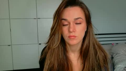 mmminnie online show from February 2026 10:57:01 AM