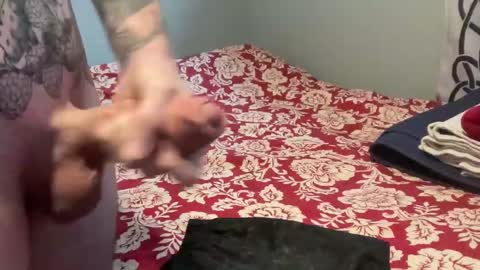 MNTuiLa online show from October 2025 02:29:01 PM