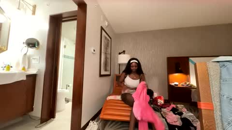 Mocha  BDAY JAN 13  online show from April 2026 04:04:01 AM