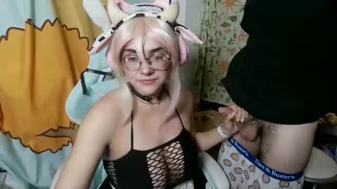 Snapshot of mochi_rainbow chatting on January 2025 03:52:02 AM The Mochi Rainbow Variety Show online show from January 2025 03:52:02 AM