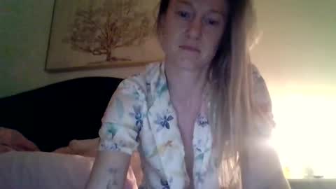 Snapshot of mockingbirds91 chatting on March 2026 04:13:02 AM mockingbirds91 online show from March 2026 04:13:02 AM