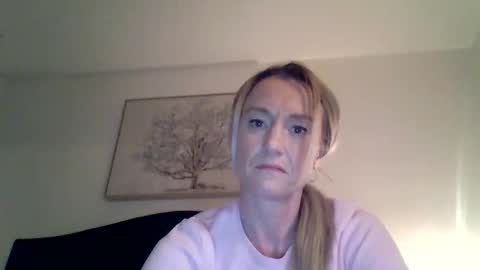 mockingbirds91 online show from May 2026 03:46:01 AM