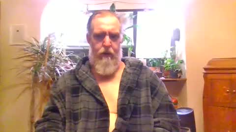 moeblick online show from January 2025 11:56:01 AM