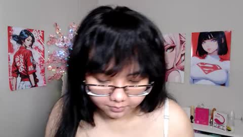 Molly online show from September 2025 04:22:01 AM