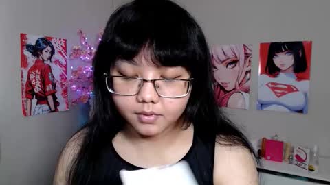 Molly online show from September 2025 04:12:01 AM