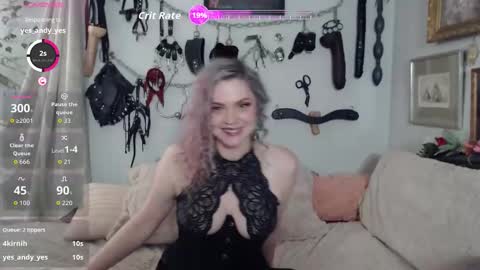 Snapshot of mohawkmischief chatting on October 2025 09:08:02 PM MohawkMischief online show from October 2025 09:08:02 PM