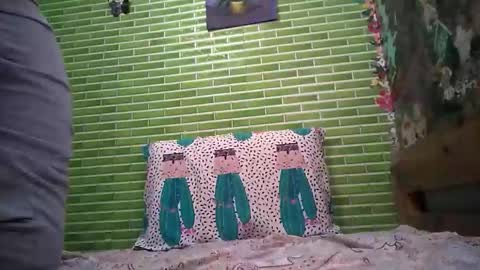 MohawkRed online show from September 2025 04:01:01 AM