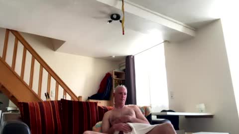 Snapshot of moi10414 chatting on June 2026 03:22:02 PM moi10414 online show from June 2026 03:22:02 PM