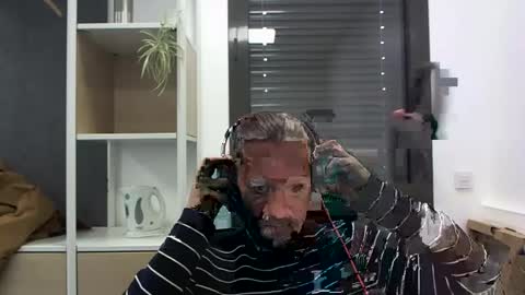 Julien online show from January 2025 10:56:01 AM