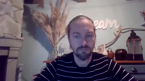 Julien online show from January 2025 04:19:01 PM