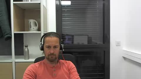 Snapshot of moi9876543210 chatting on May 2026 10:22:02 AM Julien online show from May 2026 10:22:02 AM