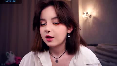 My name is Eda online show from October 2025 05:37:01 AM