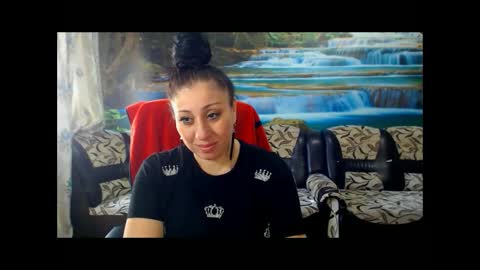 Snapshot of moistmady chatting on April 2026 12:12:01 PM moistmady online show from April 2026 12:12:01 PM