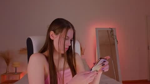 Molly online show from December 2024 12:28:01 AM