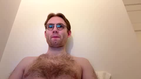 Snapshot of molliter chatting on April 2026 12:20:02 AM molliter online show from April 2026 12:20:02 AM