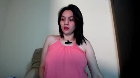 Molly online show from October 2025 07:11:01 PM