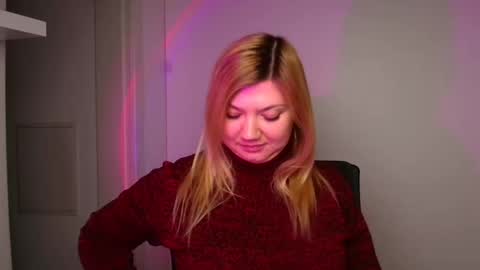 Molly online show from January 2025 03:15:01 PM