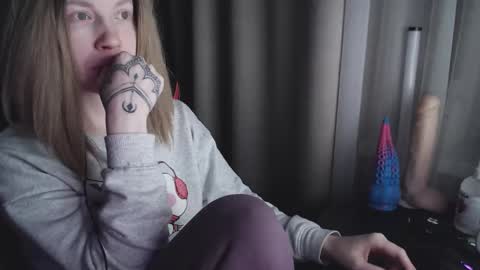 I have new photos come and see with love Molly online show from February 2025 03:10:02 AM