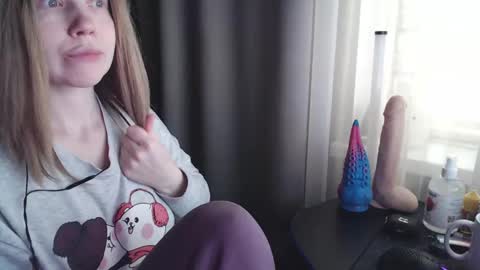 I have new photos come and see with love Molly online show from February 2025 06:15:02 AM