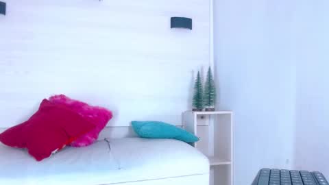 Molly Spears online show from January 2025 11:43:02 AM