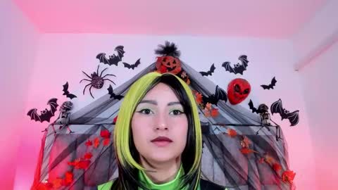 molly_sweetlove online show from October 2025 07:08:01 PM