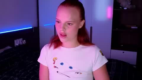 Snapshot of mollybossy chatting on July 2026 12:56:02 AM Molly online show from July 2026 12:56:02 AM