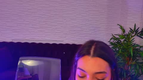 Snapshot of mollydolley chatting on February 2026 02:53:01 AM Julia online show from February 2026 02:53:01 AM