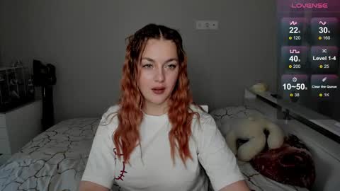 Snapshot of mollymiks chatting on December 2024 07:55:01 AM Molly online show from December 2024 07:55:01 AM