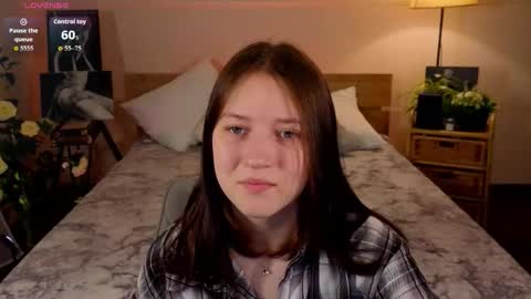 Snapshot of mollymmay chatting on March 2026 10:33:01 AM Molly online show from March 2026 10:33:01 AM