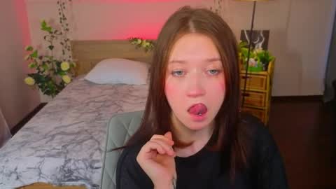 Molly online show from March 2026 10:26:02 AM