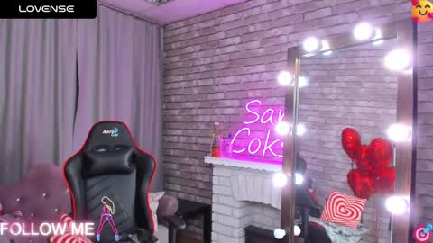 hi im Molly heregreat boobs big heart  warm pussy  online show from March 2025 04:17:02 AM