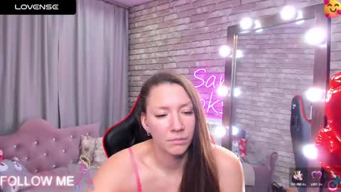 hi im Molly heregreat boobs big heart  warm pussy  online show from March 2025 04:02:02 AM