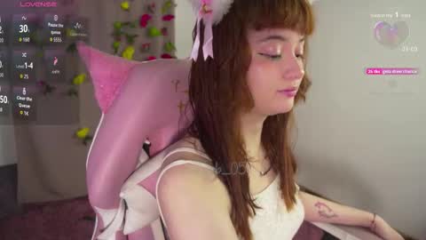 mollysb_05 online show from October 2025 07:57:02 PM