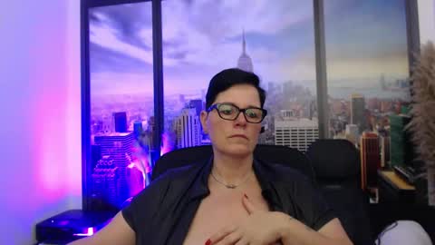 MollySun Nina Randmann online show from February 2025 07:28:02 PM