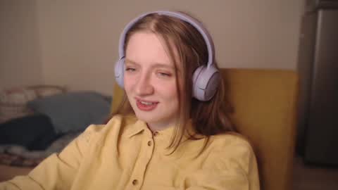 mollytucker online show from December 2024 02:16:01 PM