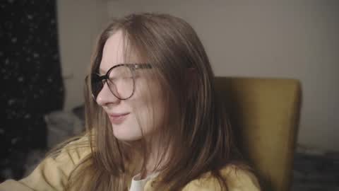 mollytucker online show from February 2025 02:02:02 PM