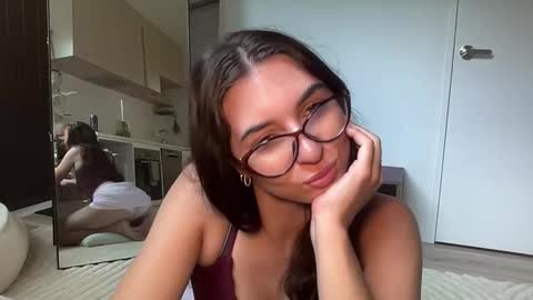 Molly online show from March 2026 12:06:02 AM