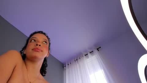 Molly online show from December 2024 04:35:02 PM