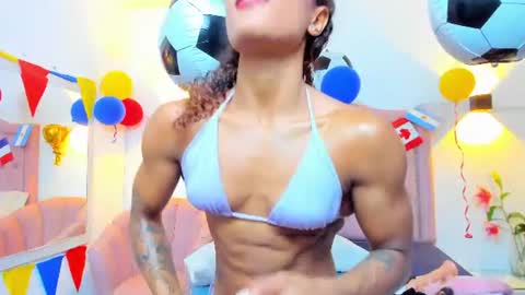 molyrestrepo online show from July 2026 08:13:01 PM