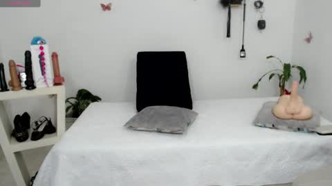 Celeste online show from September 2025 08:32:02 PM